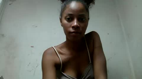 mickaela08 online show from August 15, 11:14 am