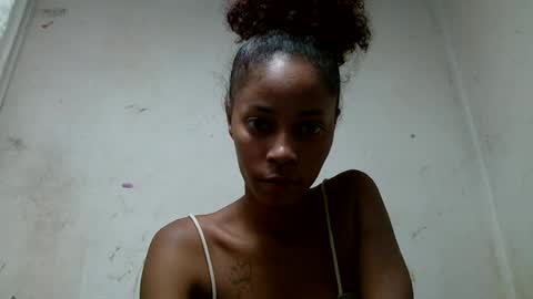mickaela08 online show from August 15, 12:20 pm