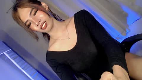 midnight_mystique18 online show from August 3, 3:52 pm
