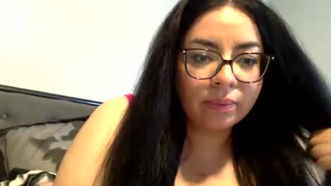 midnightbruja111 online show from August 2, 4:52 am