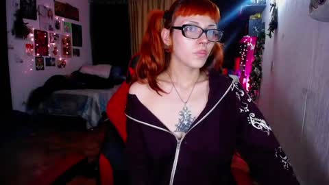 midnightcandy888 online show from June 17, 3:16 am