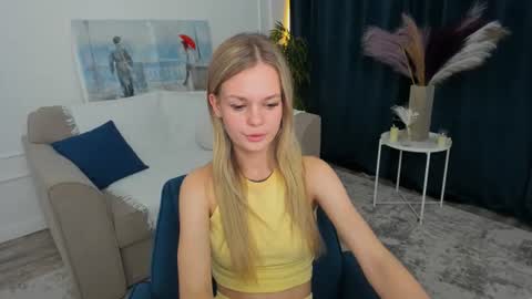 midnighteaura online show from July 11, 6:03 pm