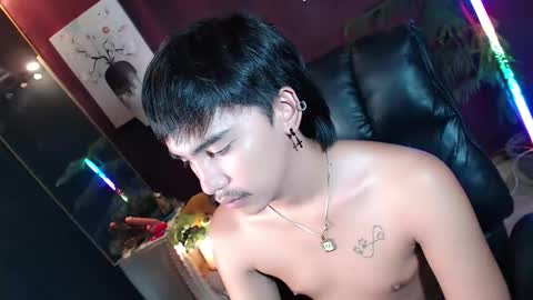 Kitty online show from June 5, 9:20 pm