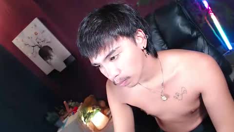 Kitty online show from June 10, 8:43 am