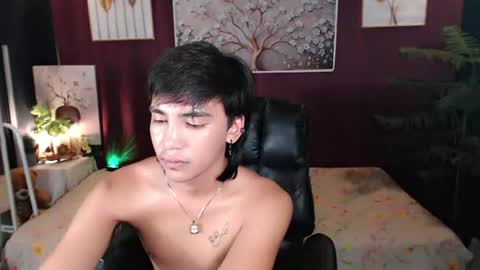 Kitty online show from August 2, 8:05 pm