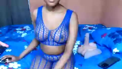 midnightsinx online show from June 17, 1:04 am