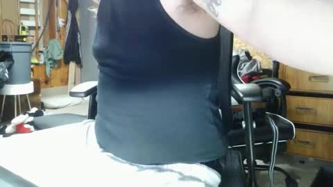 midtownhustler online show from May 13, 1:33 pm