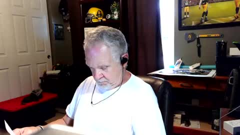 midwestdad09 online show from August 11, 8:22 pm
