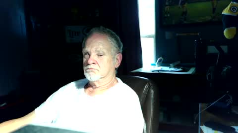 midwestdad09 online show from August 12, 7:27 pm