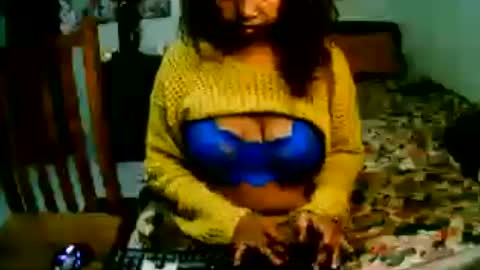 miel_07 online show from August 11, 5:59 pm