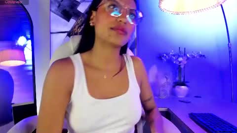 miel_ambar online show from August 10, 3:02 pm