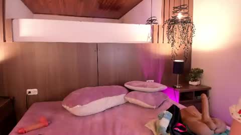 miel_gomez online show from July 31, 12:39 am