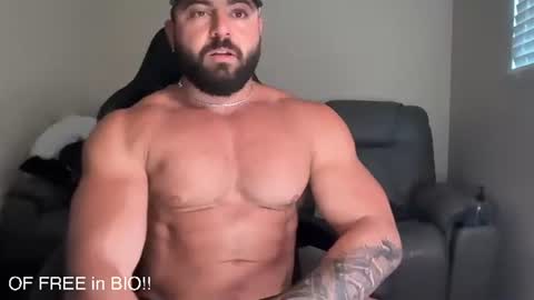 mightbesterling online show from June 10, 12:28 am
