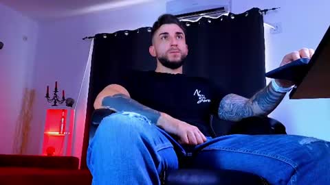 MightyAaron online show from August 8, 12:27 pm