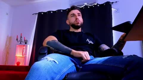 MightyAaron online show from August 9, 6:36 am