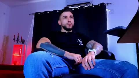 MightyAaron online show from August 10, 10:05 am