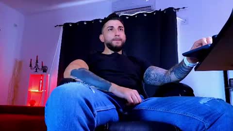 MightyAaron online show from August 11, 8:27 am