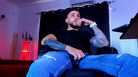 MightyAaron online show from August 12, 10:50 am