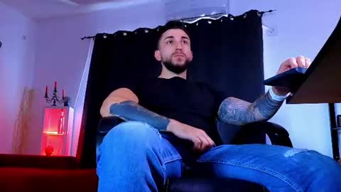 MightyAaron online show from August 14, 7:45 am