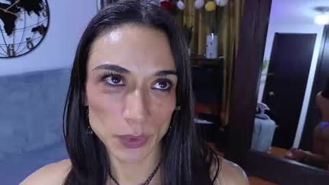 Laura online show from August 15, 6:50 am