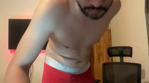 miguelmazo193 online show from May 13, 2:11 am
