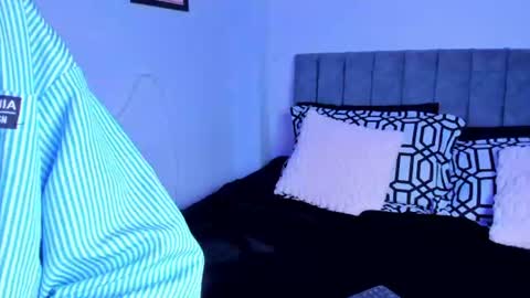 MIA 3 online show from August 6, 3:05 am