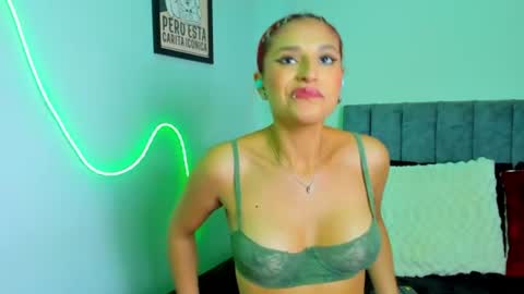 MIA 3 online show from August 12, 3:53 am