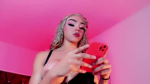   online show from August 13, 9:12 am