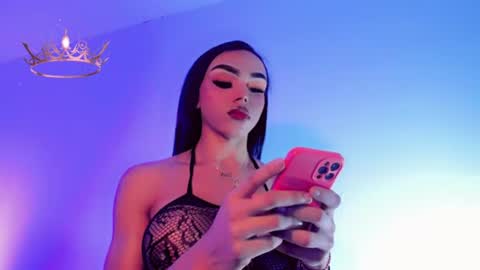   online show from August 15, 7:01 am