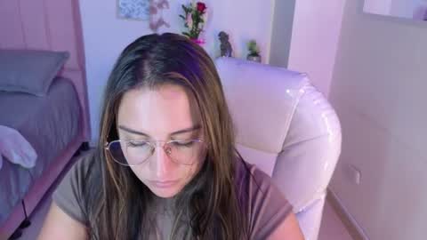 M I I A online show from August 4, 11:35 pm