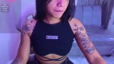 miiaboss online show from August 4, 11:40 am