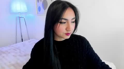Mila online show from August 6, 11:09 am