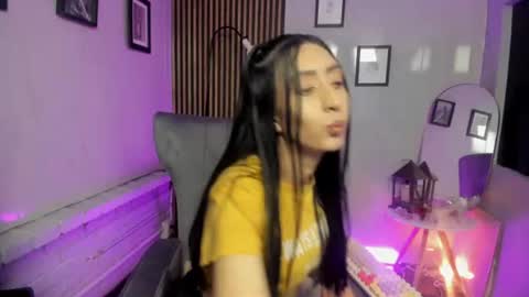 Sophia  online show from August 6, 4:22 am
