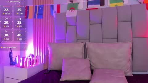 Mika  Milo. online show from July 16, 5:52 am