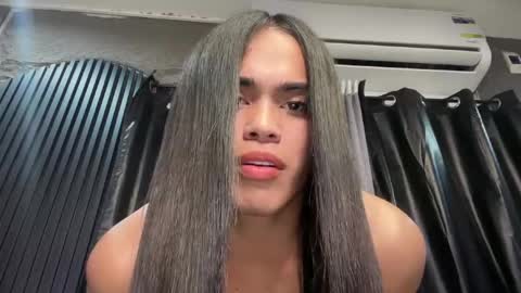 mika_pedersen online show from August 6, 11:59 pm
