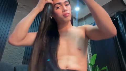 mika_pedersen online show from August 10, 11:28 pm