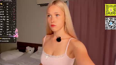 Angel girl online show from August 8, 6:57 am