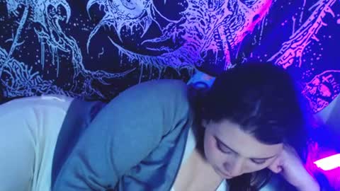 Mika online show from August 5, 10:35 am
