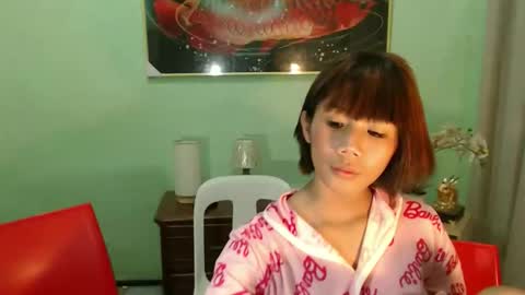mikay online show from April 9, 9:06 am