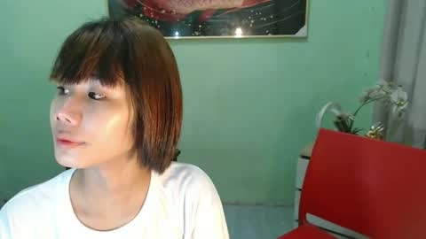 mikay online show from April 18, 7:44 am