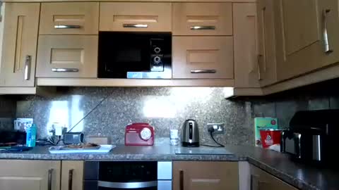 mike26051 online show from July 21, 2:41 pm