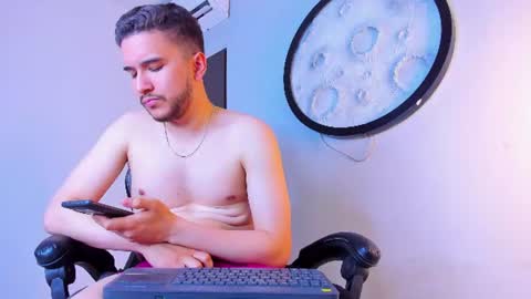 Mike  online show from August 15, 5:50 pm