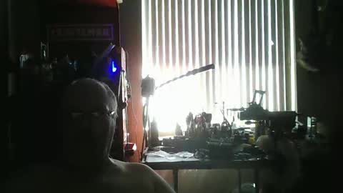 mike_allen4 online show from March 31, 5:43 pm