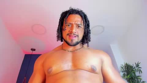   online show from August 9, 11:50 pm