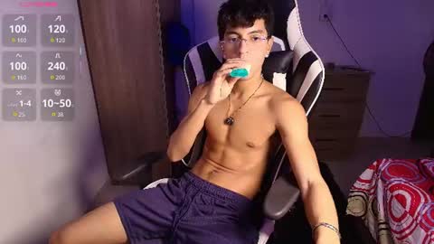 Mike Pineapple online show from July 28, 3:56 am