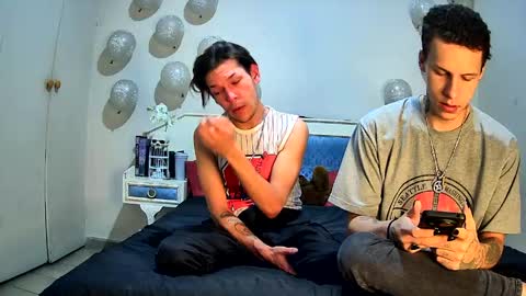 Jax  Mikey online show from April 25, 1:17 pm