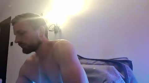 mikhael767676 online show from June 1, 10:24 pm