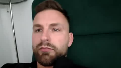 mikhael767676 online show from June 12, 11:39 am