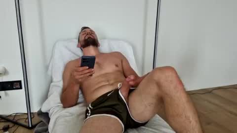 mikhael767676 online show from July 1, 3:35 pm