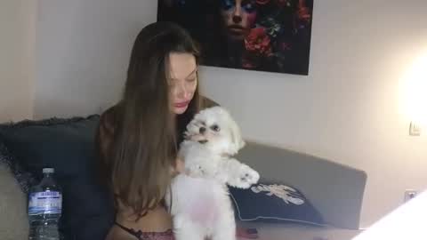 Maaike online show from March 27, 10:27 pm